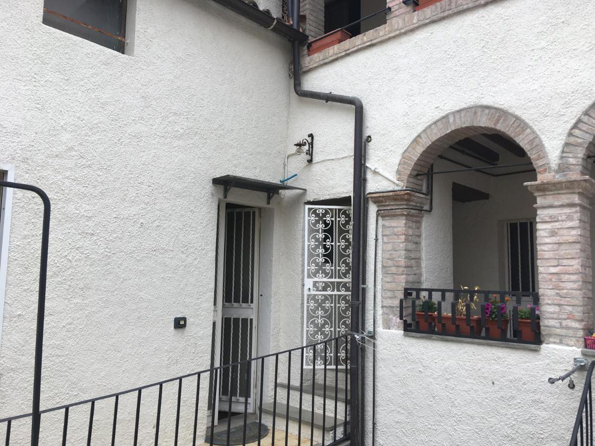 I 3 Fratelli Apartment Foligno Bagian luar foto