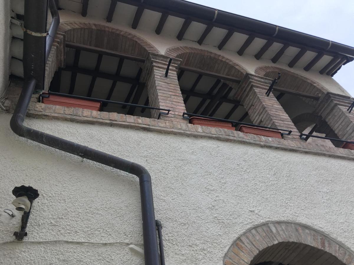 I 3 Fratelli Apartment Foligno Bagian luar foto
